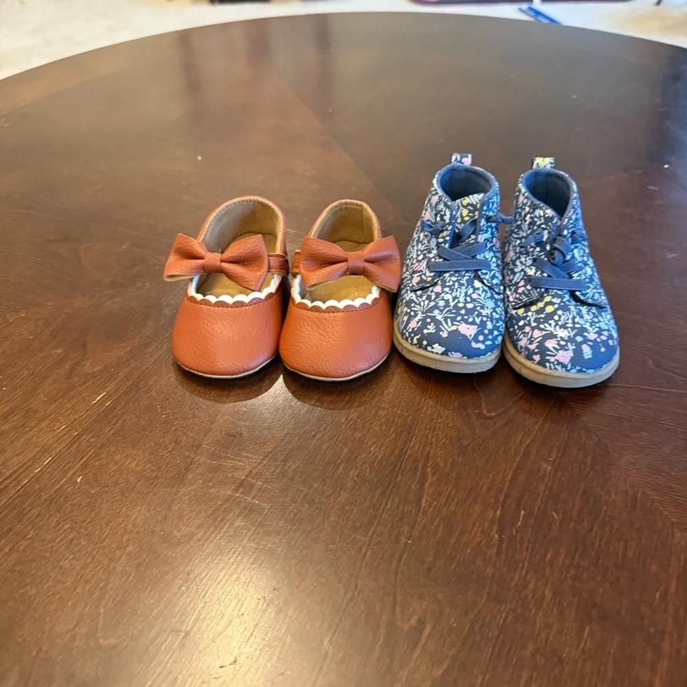 Not Rated Baby Shoes - Brown Bow and Blue Floral
